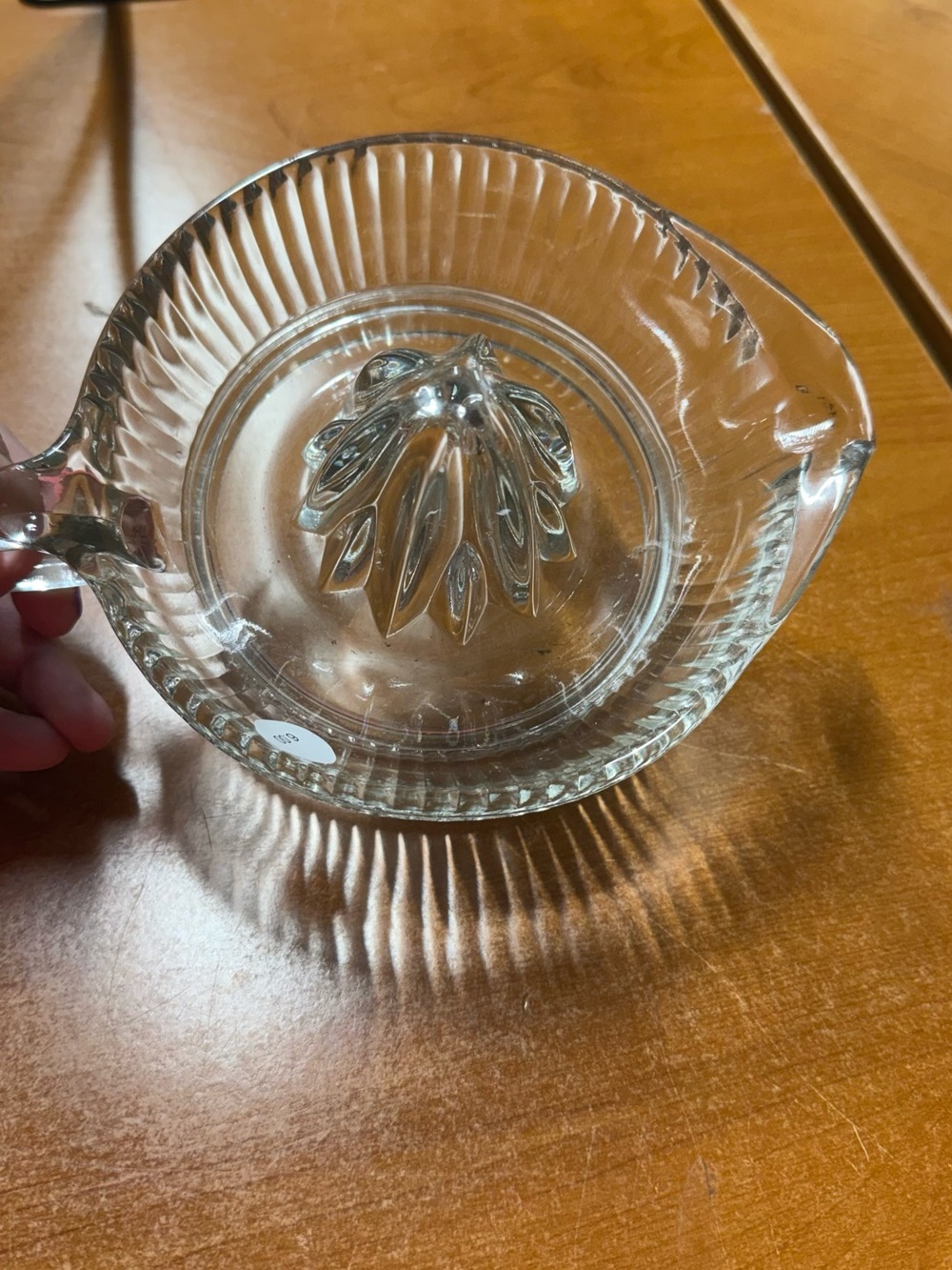 Classic Clear Glass Citrus Juicer with Integrated Reamer